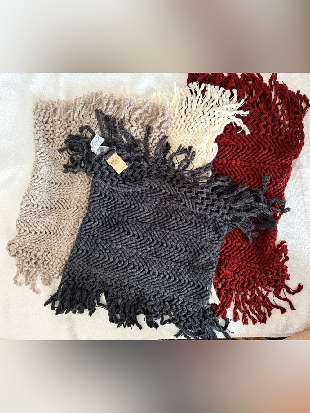 4 American Eagle Outfitters infinity scarves - Gray, Red, Cream, Tan 2 are NWT